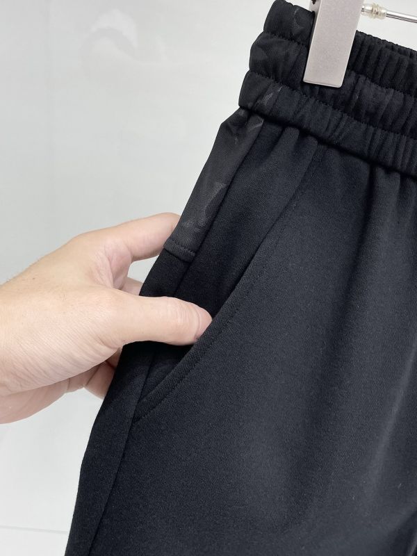 225春季新款休閒褲！官網同步發售 