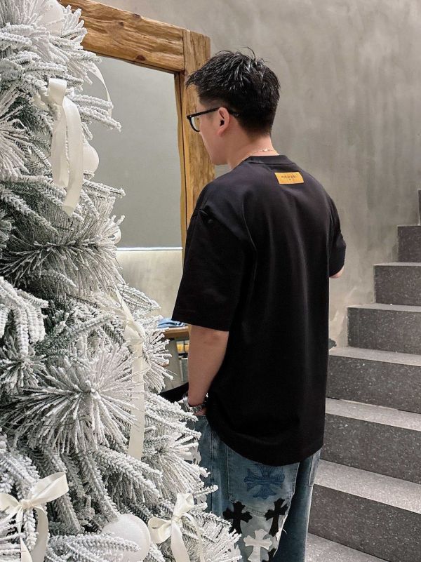 LV春夏新款首發專櫃最新款短袖圓領T恤 