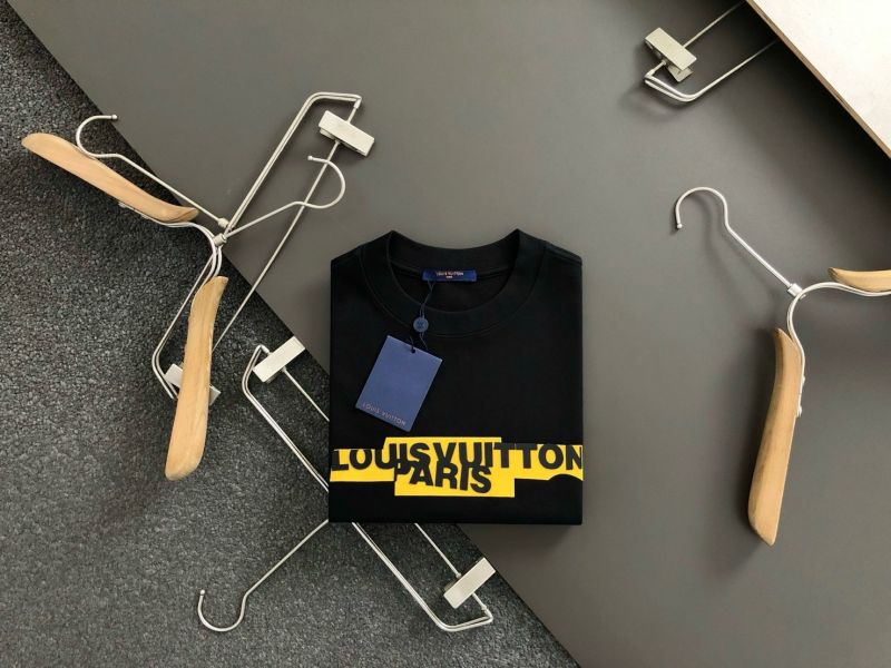 早春最新经典字母立体胶印重磅短袖 