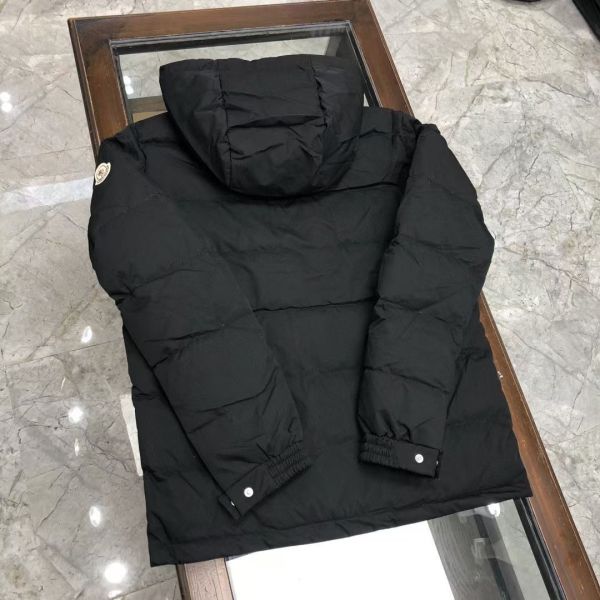 MONCLER 蒙口 專櫃同步羽絨服 