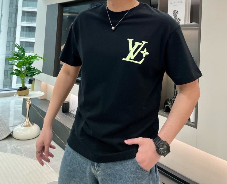 Lv  2025ss夏裝新專櫃同步 