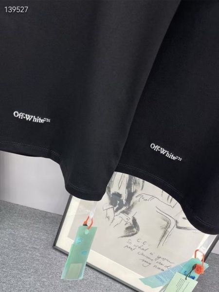 off-white  刺繡不規則班馬線款短袖T恤 