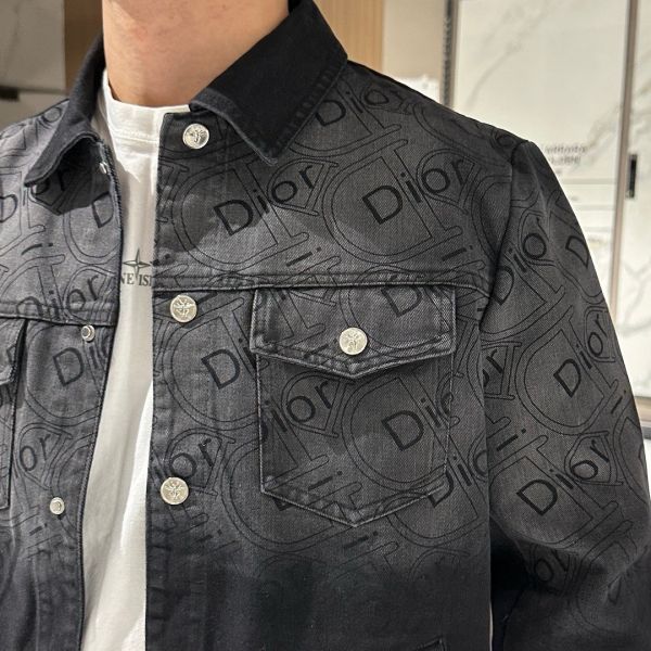 迪奧25早春新款水洗字母牛仔外套 