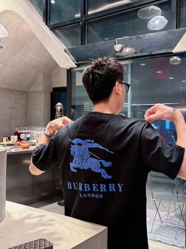 2025ssBur微標戰馬短袖T恤 