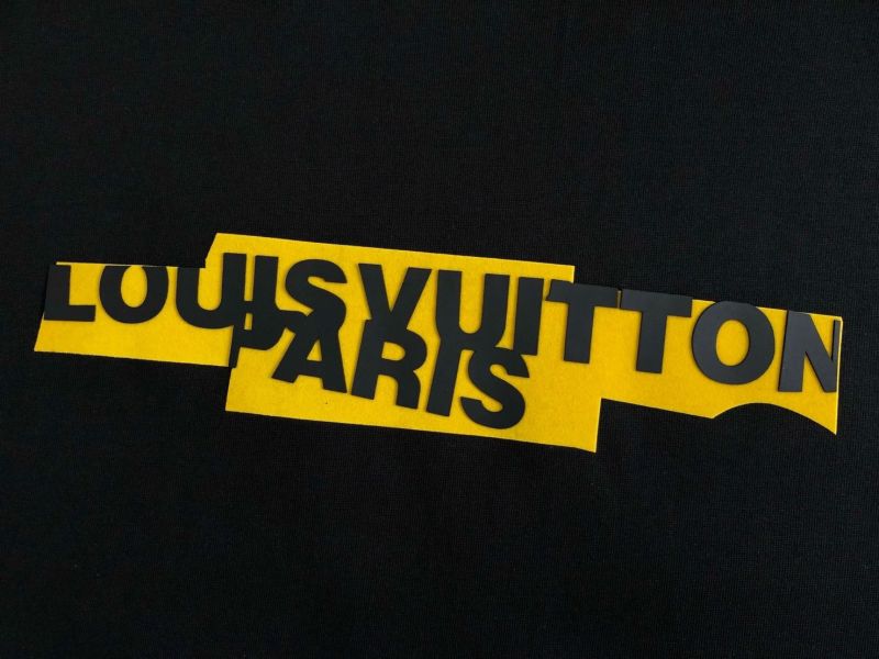 早春最新经典字母立体胶印重磅短袖 