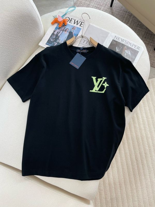 Lv  2025ss夏裝新專櫃同步 