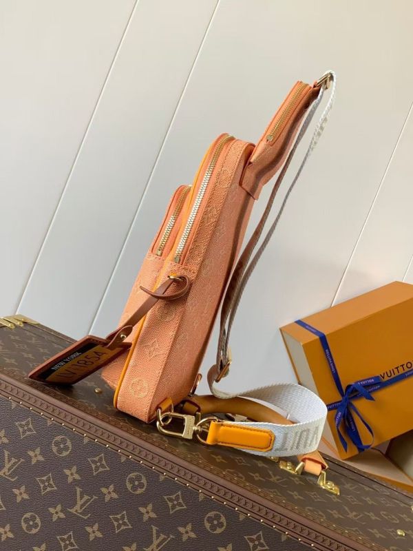 變碼芯片 M12869黃色 AVENUE 單肩包 