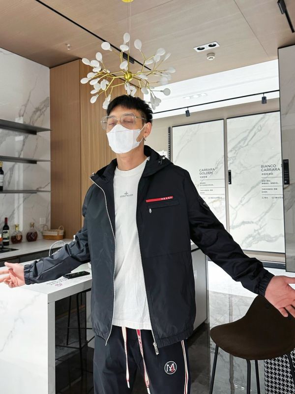 普拉達 25早春新款夾克外套 