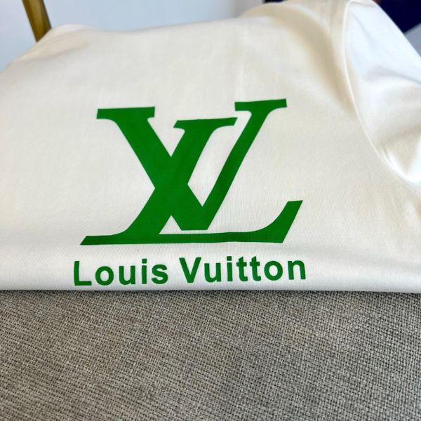 春夏新品微廓圓領T恤衫 