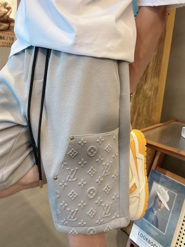 LV  三標齊全 2025夏季新款男士休閒短褲 