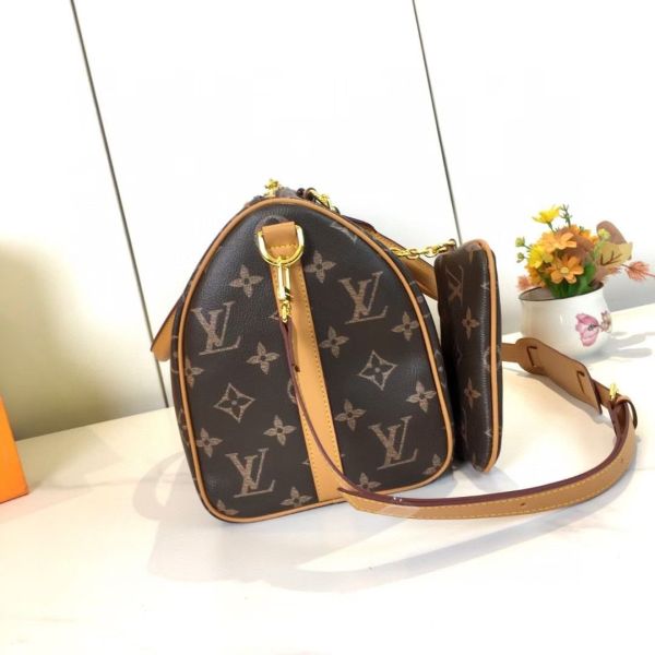 標誌性造的型與經典的 Monogram帆布 