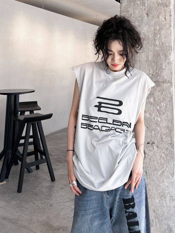 Balenciga/巴黎世家 新款坎袖背心 