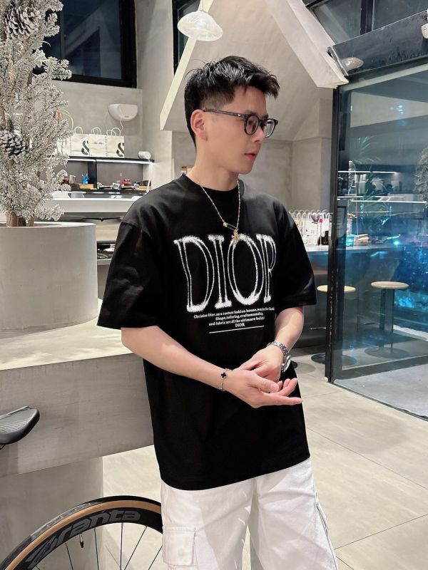 DIOR最新款短袖圓領T恤 