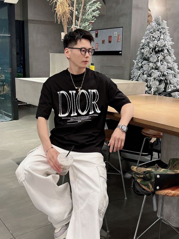 DIOR最新款短袖圓領T恤 