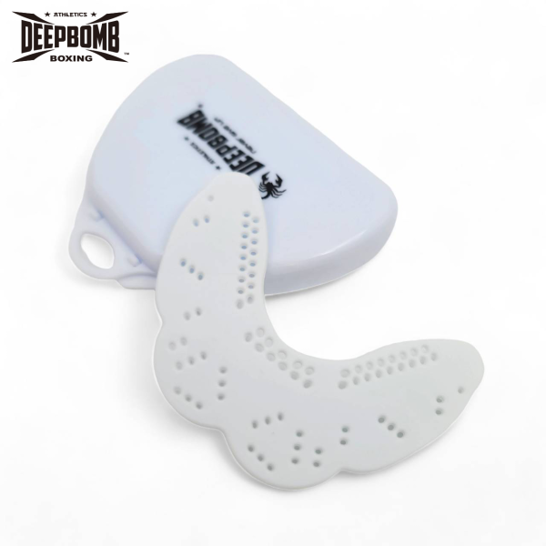 DEEPBOMB Single Piece Mouthguard-white 
