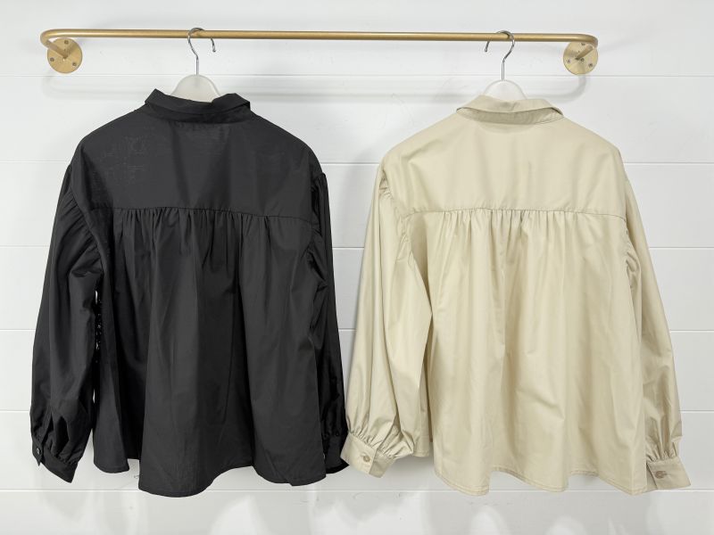 花朵刺繡簍空襯衫 