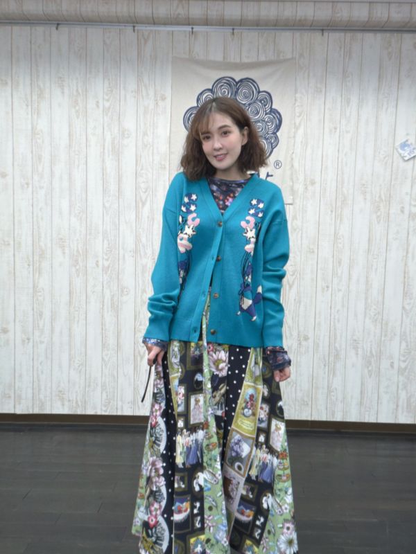 樂理花藤滿版裙子 