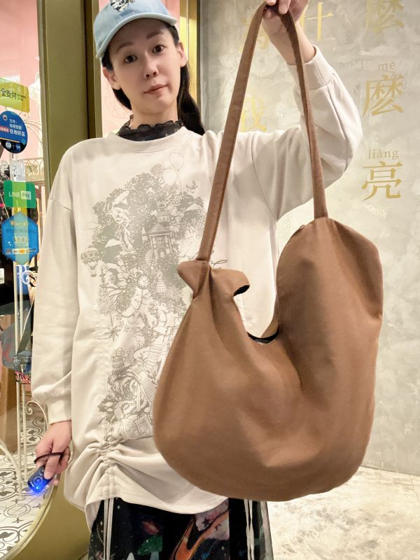 海獅兔兔帆布揹袋 