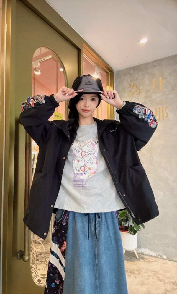 泡泡貓咪草莓聖代上衣 