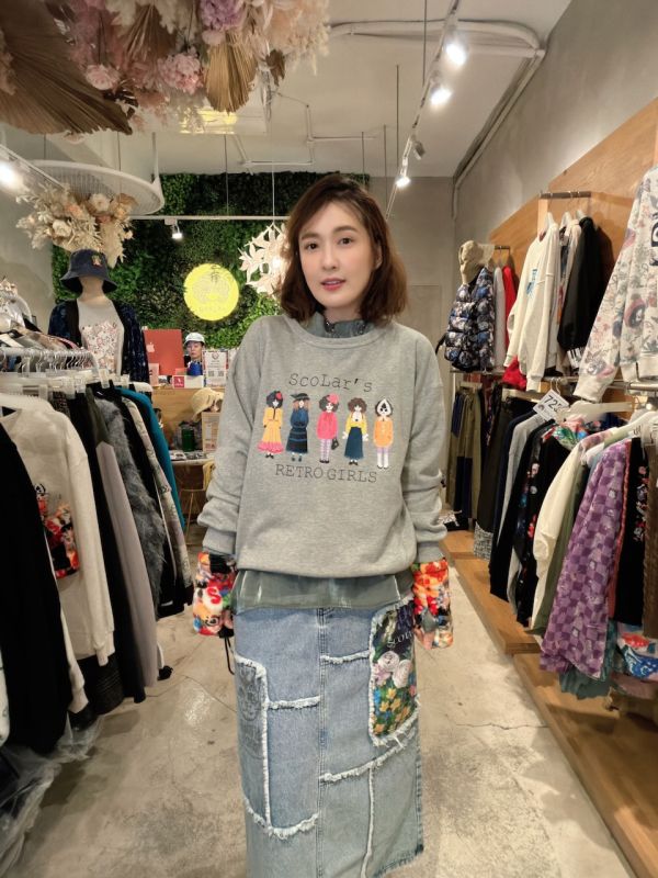 娃頭冬裝造型上衣(附花朵手套) 