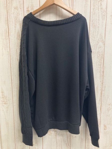 下午茶麻花造型上衣 