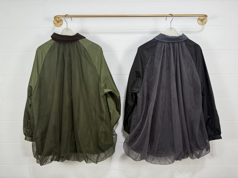 小狐狸刺繡拼紗短版夾克 