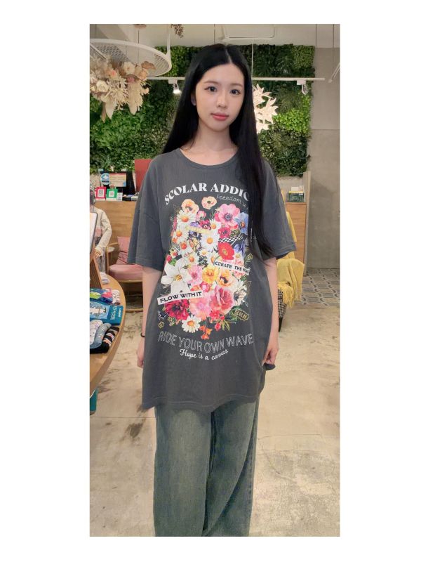 蕾絲布-花朵標籤造型上衣) 