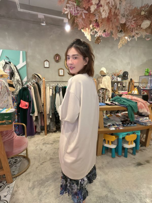 樹藤抓皺造型上衣 