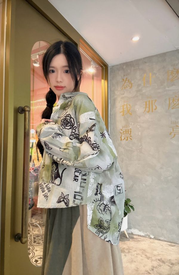 法式暈染短版襯衫 