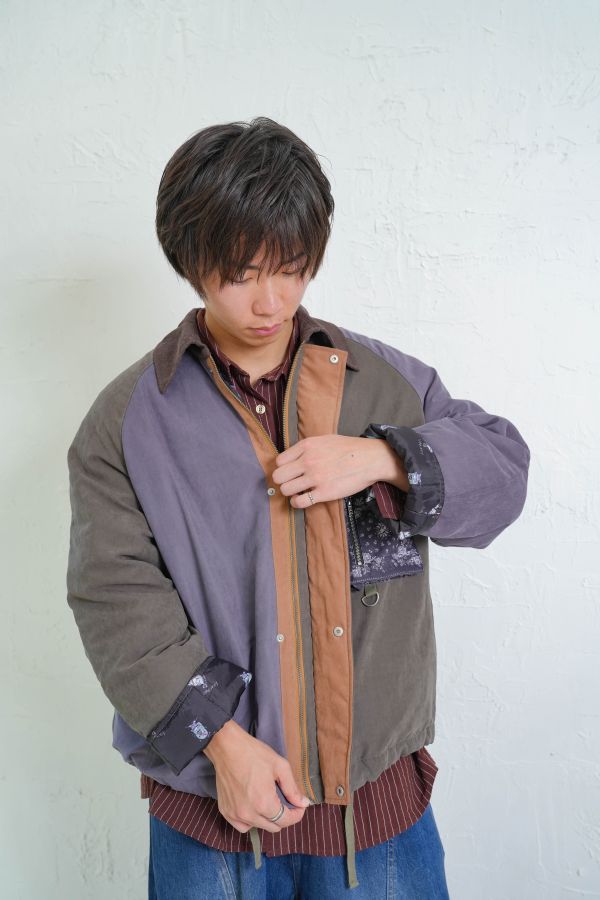 熊熊圖騰撞色短夾克 