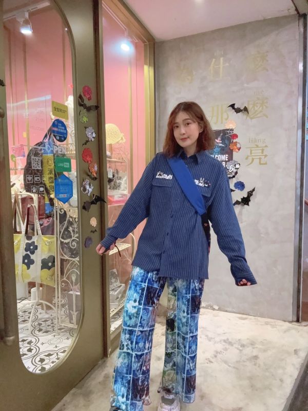 偷窺集合條紋襯衫 