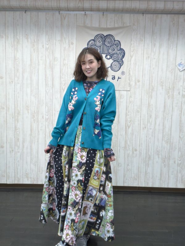 樂理花藤滿版裙子 