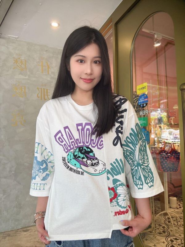 美式插畫短版上衣 