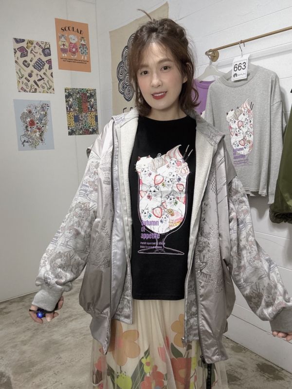 泡泡貓咪草莓聖代上衣 