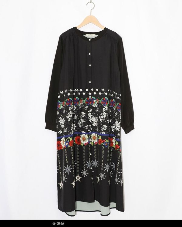 星星墜鍊長版洋裝 