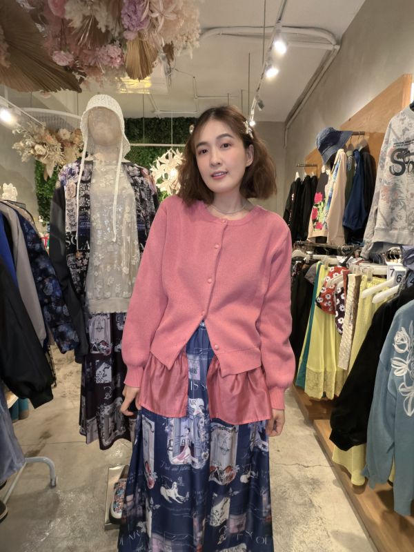 四種穿法-貓咪陰影拼接上衣 