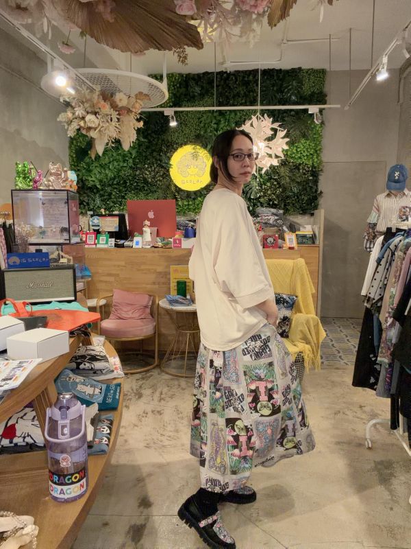 美式塗鴉口袋裙 