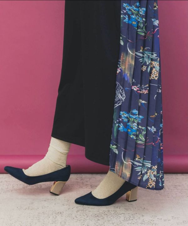 抓絨月夜花蝶後百褶洋裝 