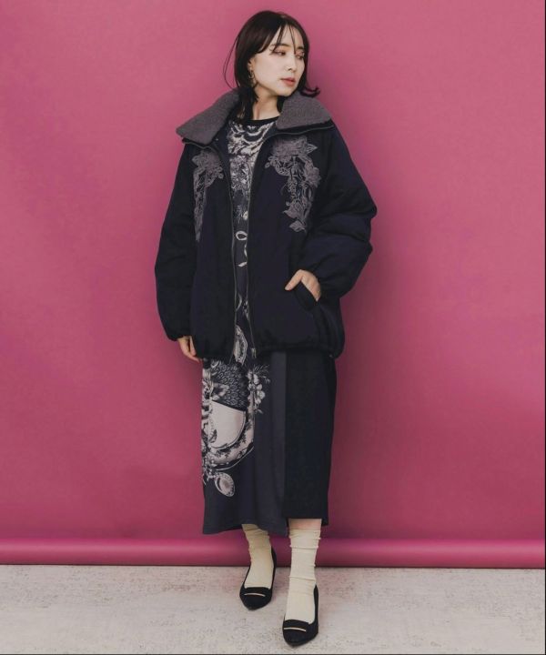 可拆領-花朵刺繡鋪棉夾克 