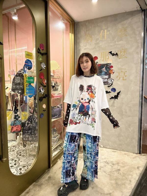 假兩件拼袖兔兔上衣 