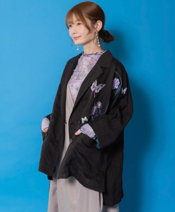 花朵撞色刺繡西裝外套 