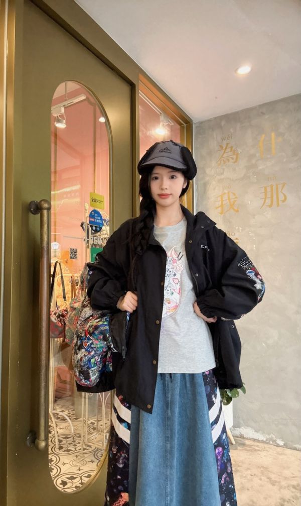 泡泡貓咪草莓聖代上衣 