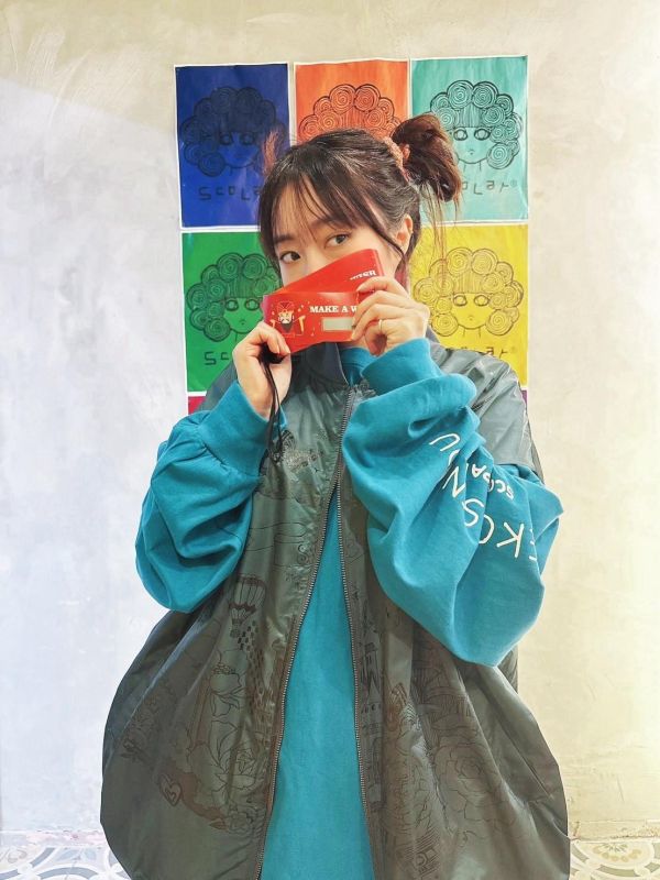 用呼啦圈洗腦熊熊跟兔子的貓咪上衣 