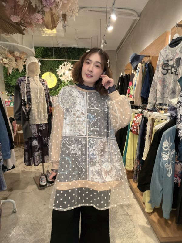 塔羅星空植絨點點紗上衣 