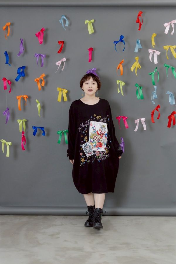 撲克牌貓咪長版上衣 