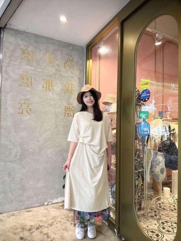 is scolar抓折造型洋裝 