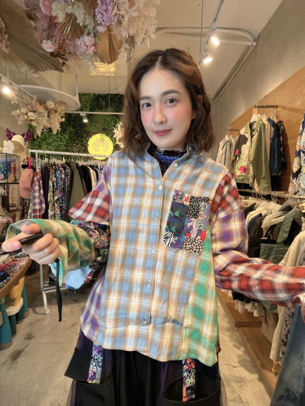 再生產-1月收到貨～格子拼接造型襯衫 