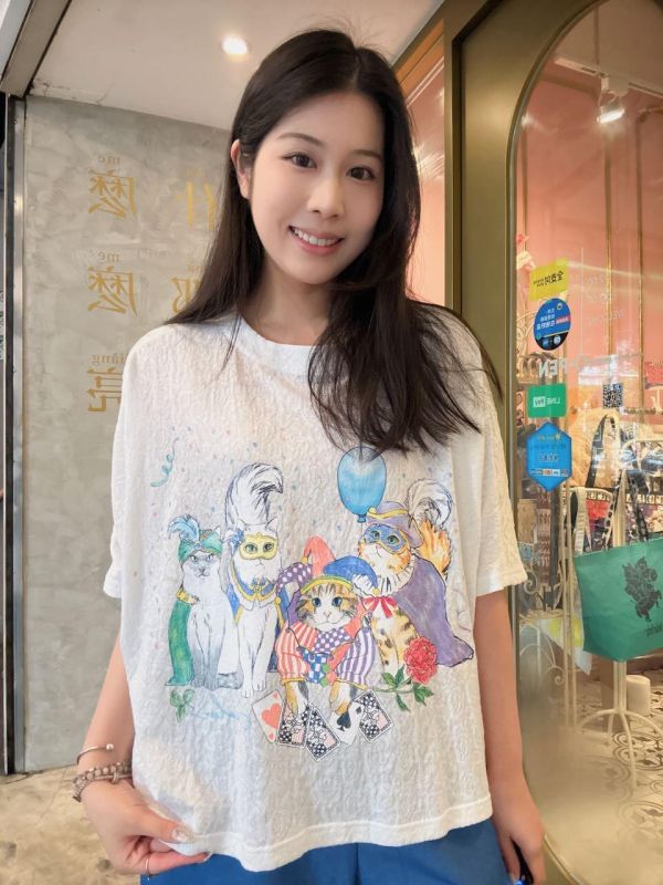 貓咪玫瑰花紋上衣 