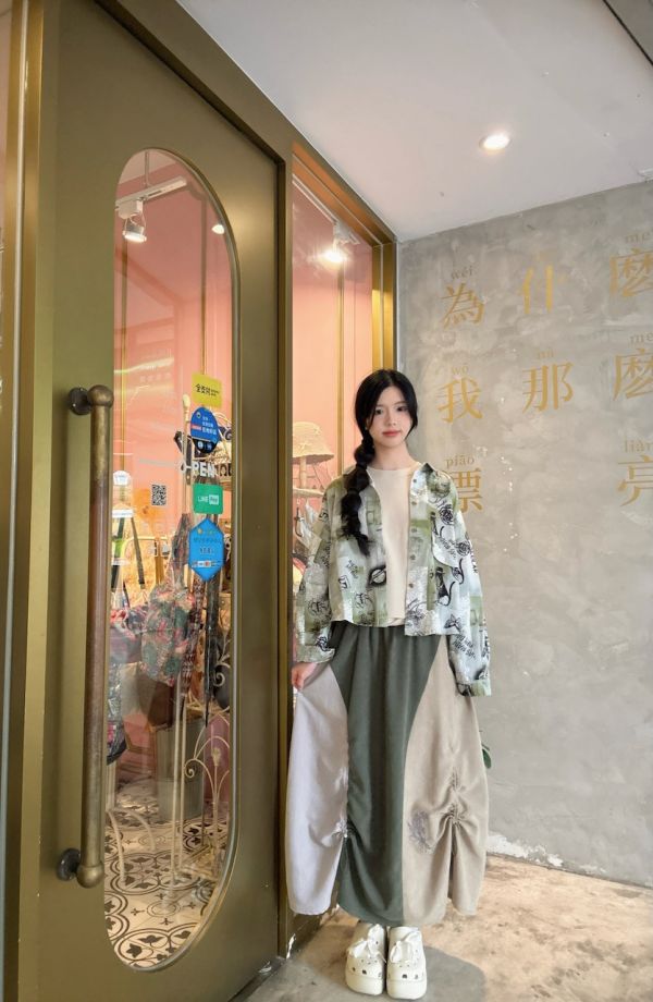 法式暈染短版襯衫 