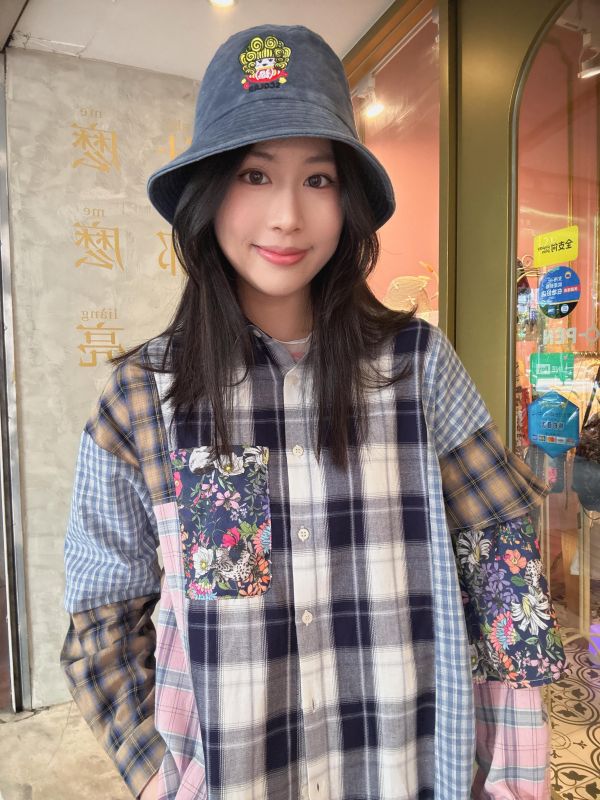 格子花朵拼接襯衫 